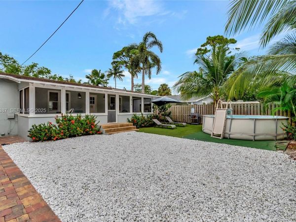 515 SW 9th St, Fort Lauderdale, FL 33315