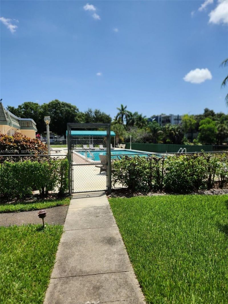 4100 N 58th Ave, Unit 207, Hollywood, FL 33021 Photo