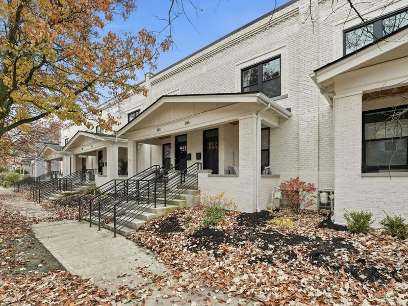395 W 2nd Avenue, Columbus, OH 43201 Photo 2