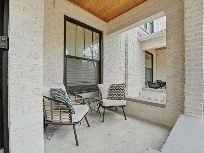 395 W 2nd Avenue, Columbus, OH 43201 Photo 4