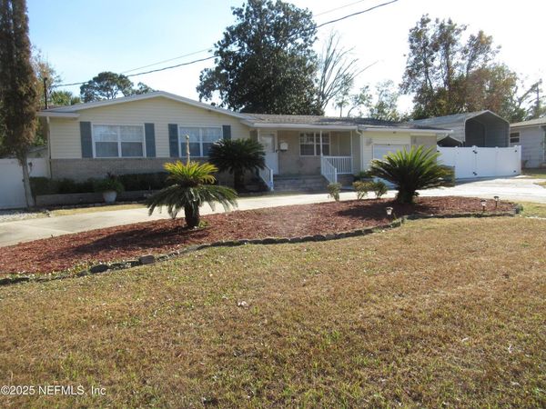 5056 N GREENWAY Drive, Jacksonville, FL 32244