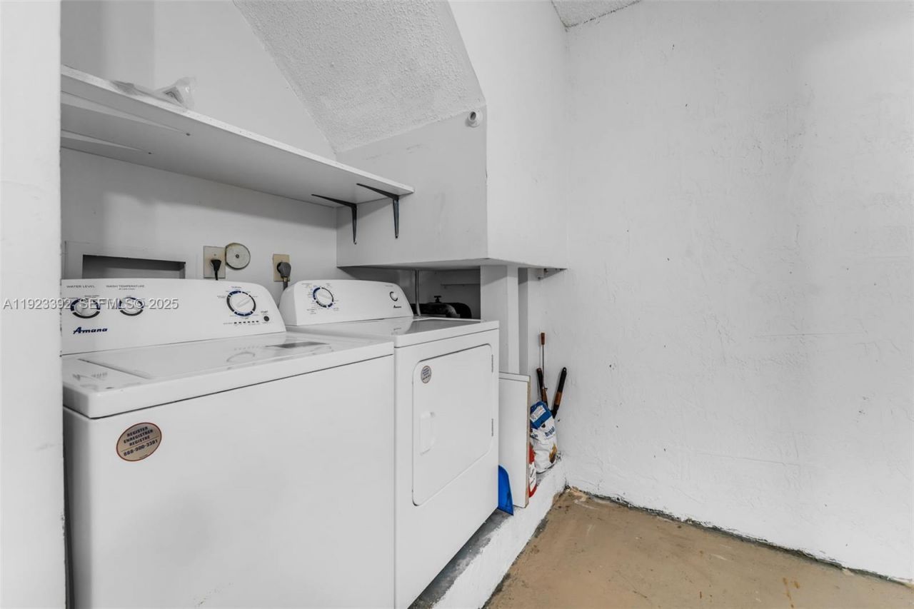 2110 NW 190th Ave, Pembroke Pines, FL 33029 Photo