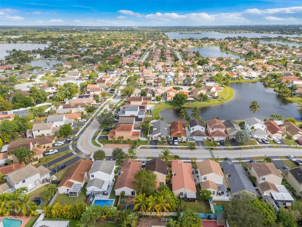 2110 NW 190th Ave, Pembroke Pines, FL 33029 Photo