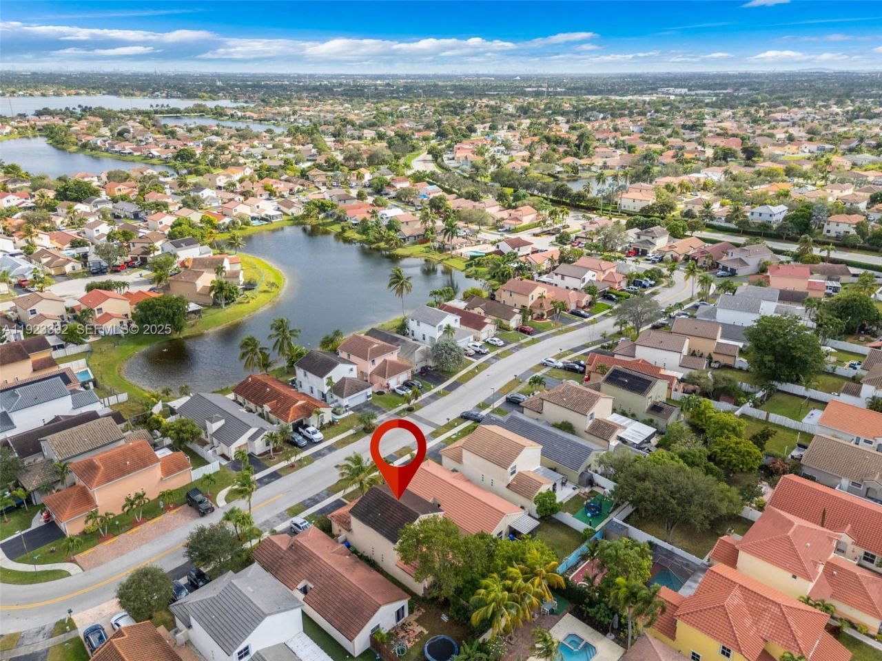 2110 NW 190th Ave, Pembroke Pines, FL 33029 Photo