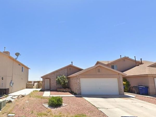 11828 Jim Webb Drive, El Paso, TX 79934