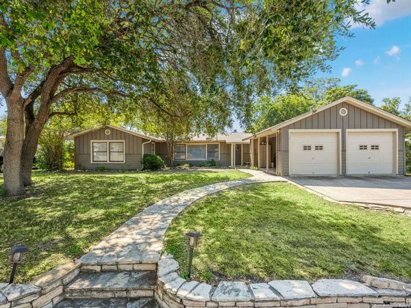 122 Brees, San Antonio, TX 78209