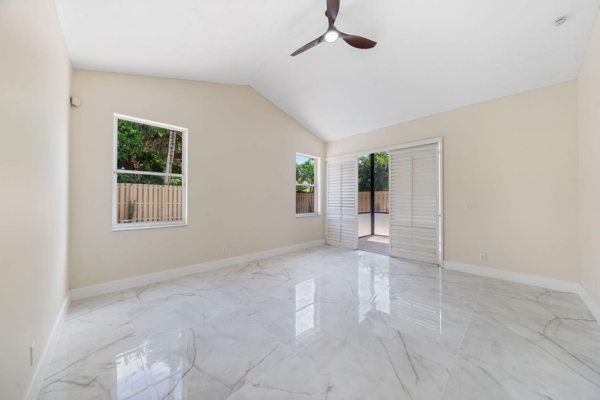 6682 NW 25th Way, Boca Raton, FL 33496 Photo