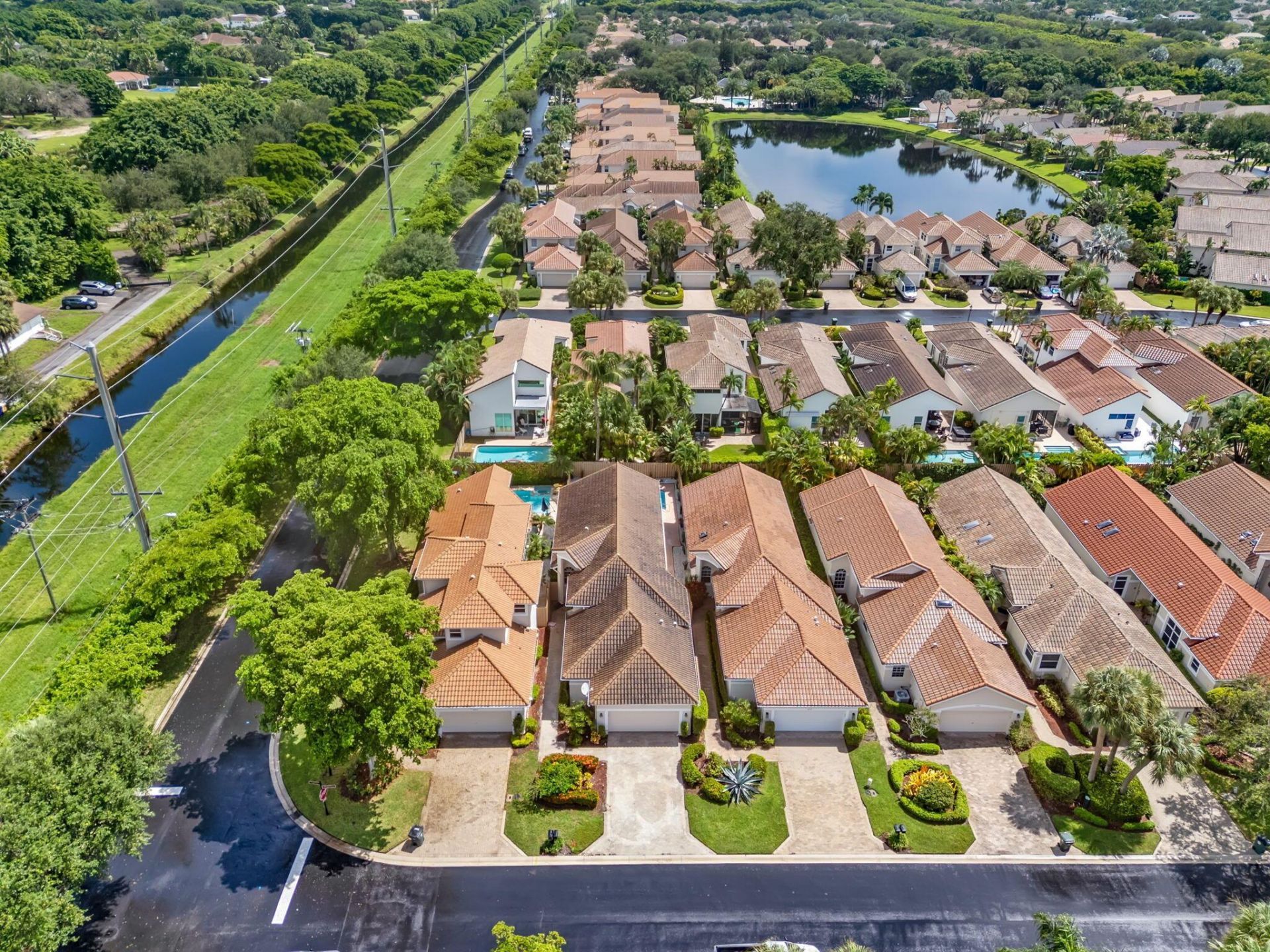 6682 NW 25th Way, Boca Raton, FL 33496 Photo