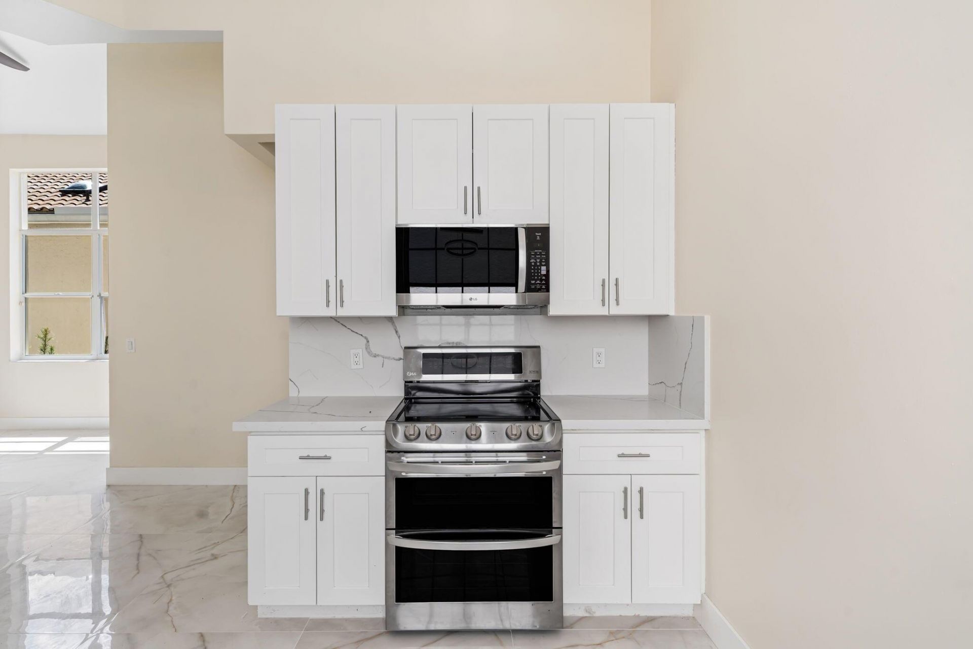 6682 NW 25th Way, Boca Raton, FL 33496 Photo