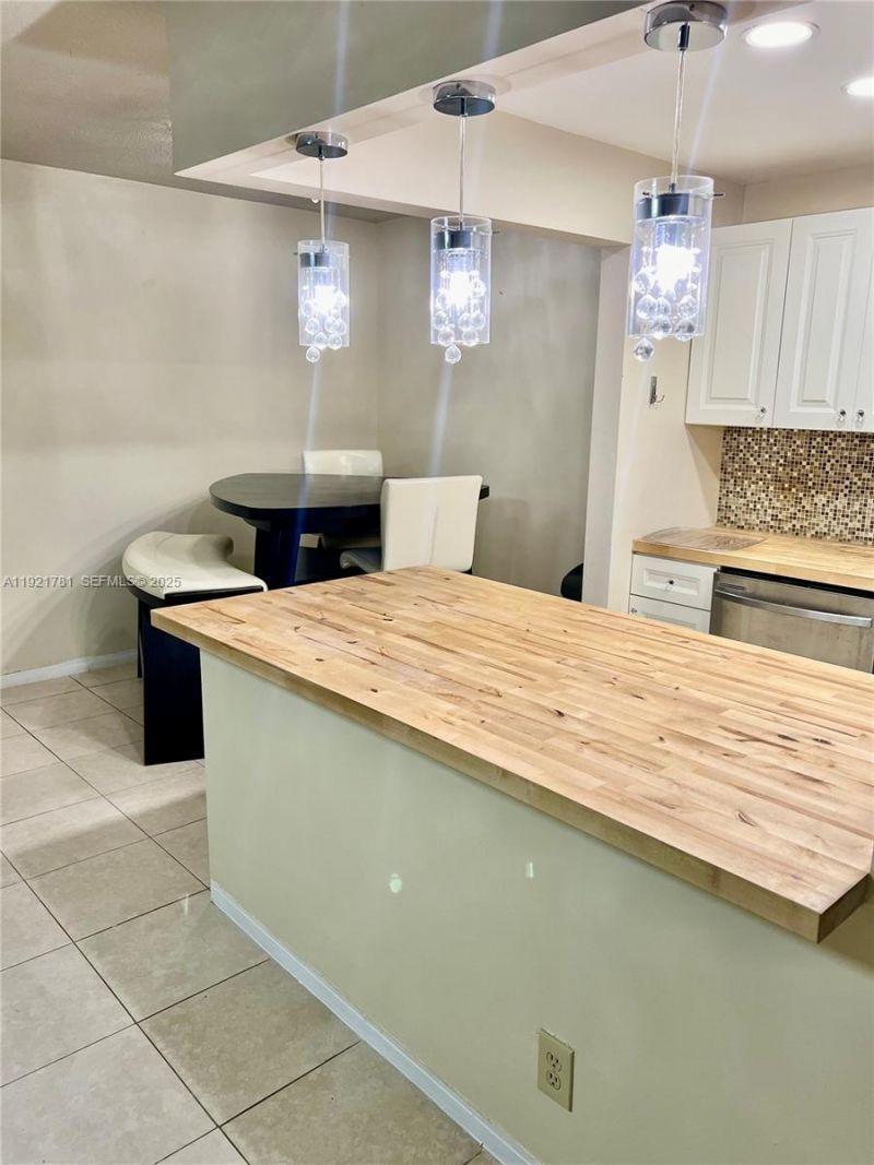 1631 NW 46th Ave, Unit 119, Lauderhill, FL 33313 Photo