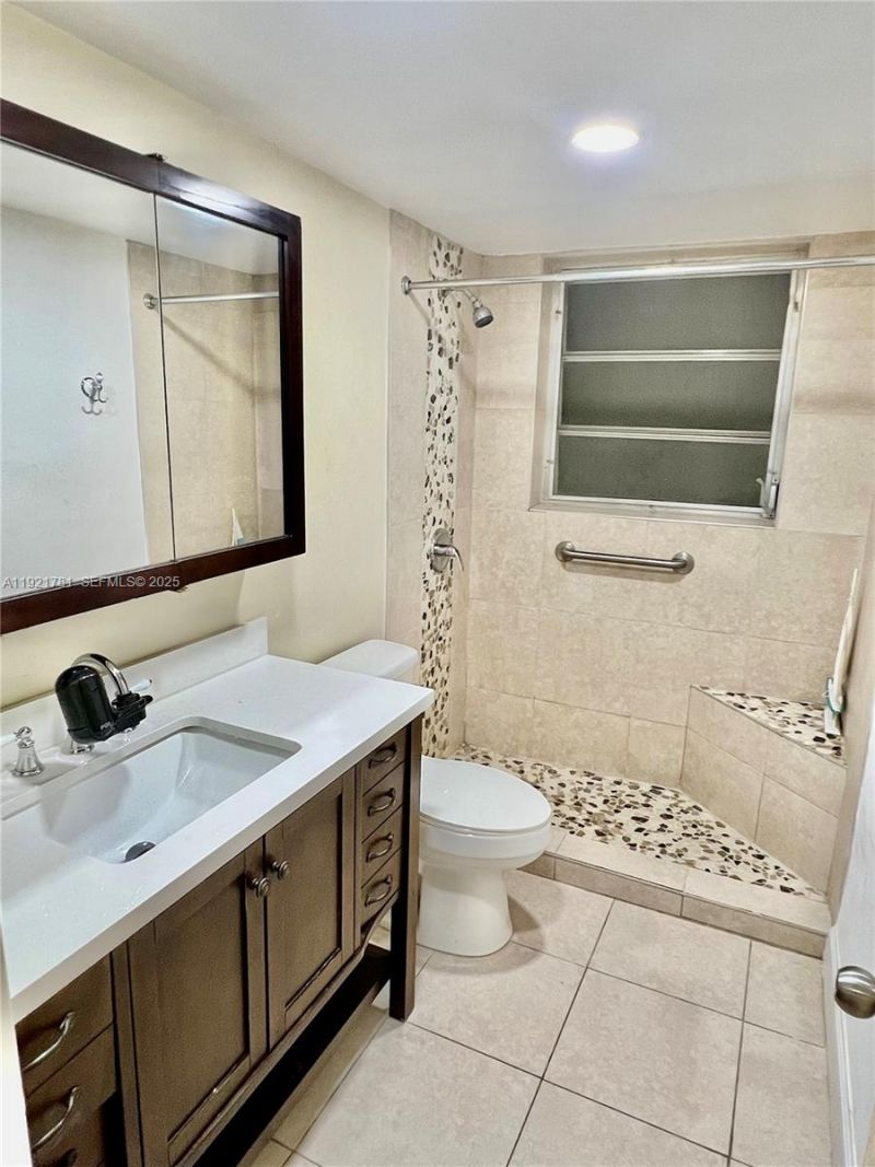 1631 NW 46th Ave, Unit 119, Lauderhill, FL 33313 Photo