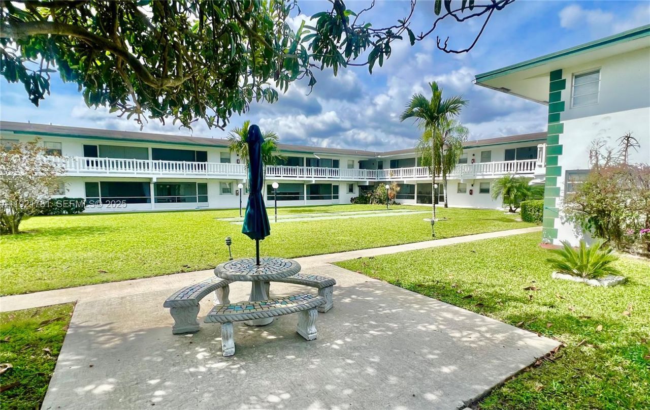 1631 NW 46th Ave, Unit 119, Lauderhill, FL 33313 Photo