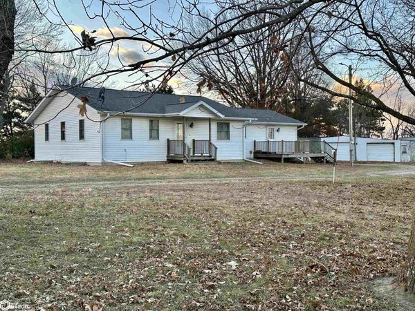 20929 460Th Street, Chariton, IA 50049