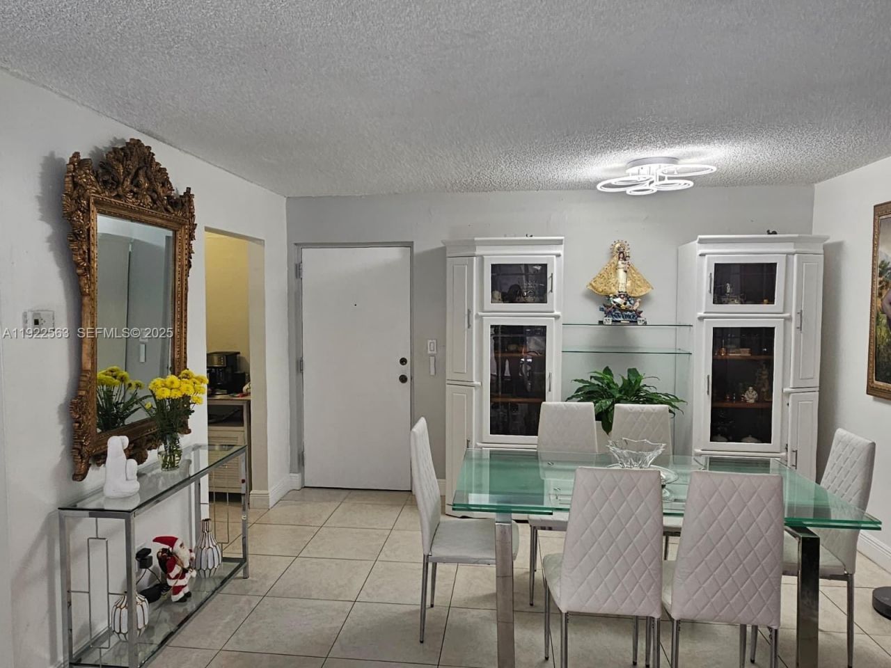 8411 NW 8th St, Unit 111, Miami, FL 33126 Photo