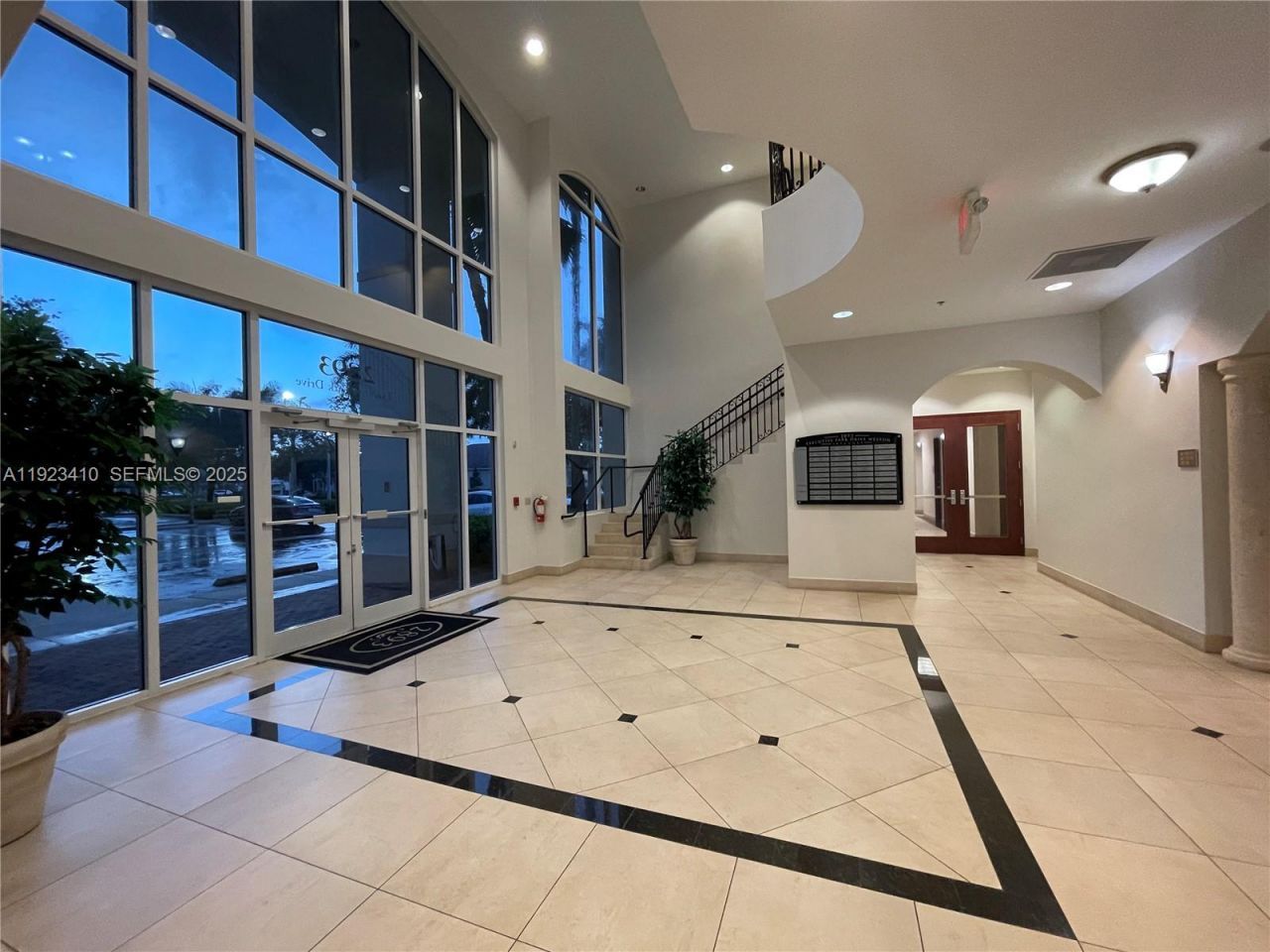 2893 Executive Park Dr, Unit 104, Weston, FL 33331 Photo