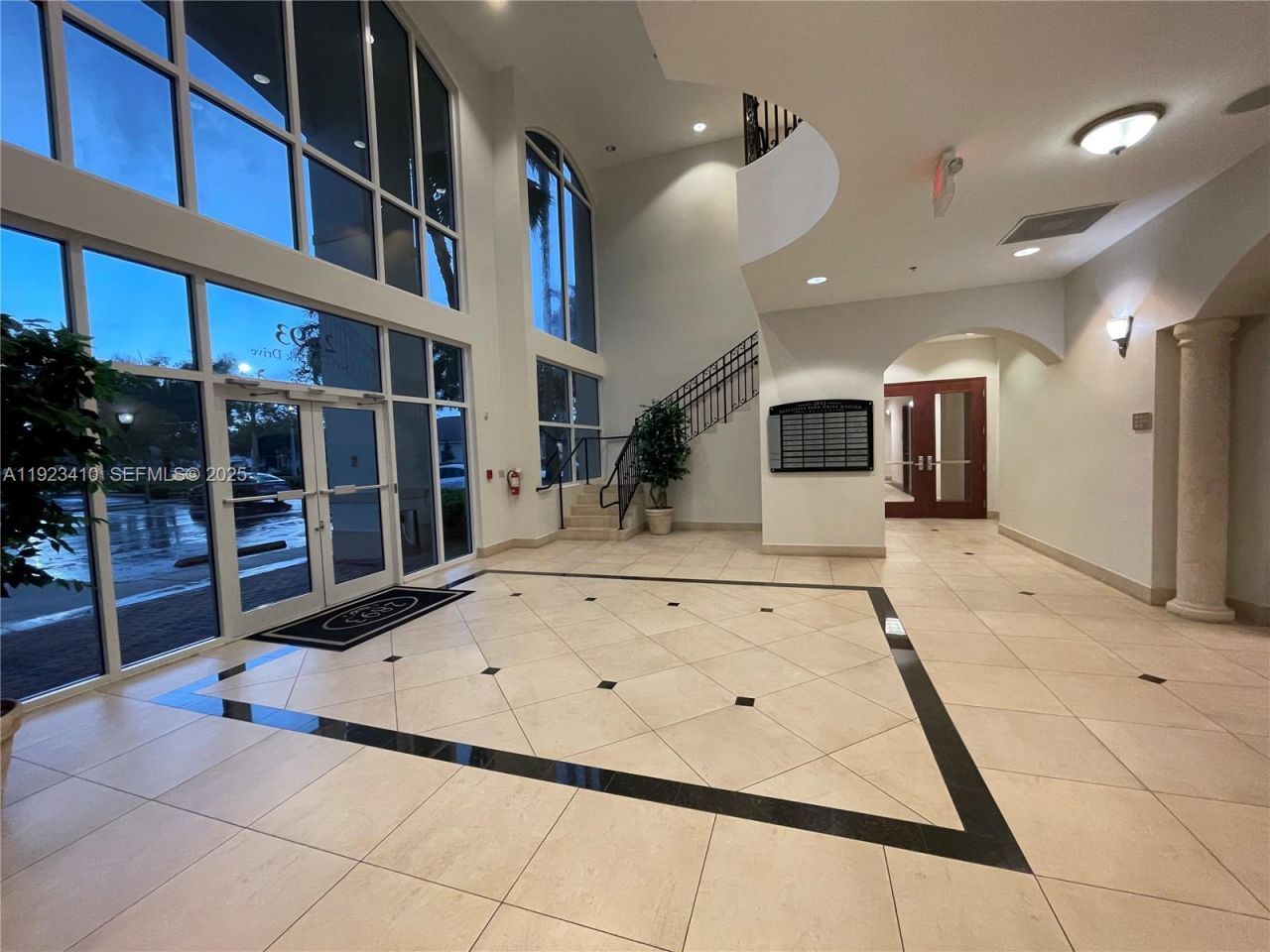 2893 Executive Park Dr, Unit 104, Weston, FL 33331 Photo