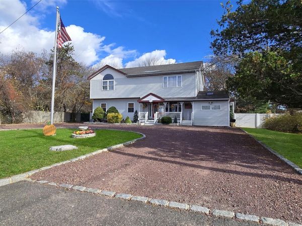 199 Connetquot Avenue, East Islip, NY 11730