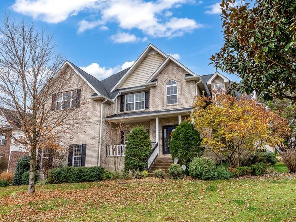 1529 Bunbury Dr, Thompsons Station, TN 37179