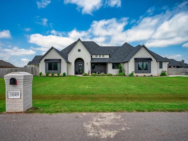 1049 Dorsi Way, Newcastle, OK 73065