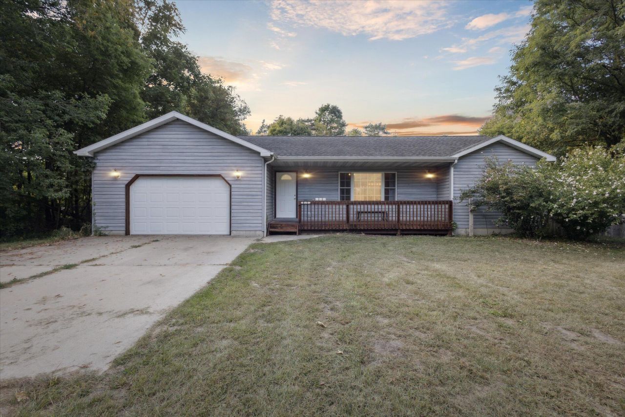 1315 N Fitzgerald Avenue, Hesperia, MI 49421 Main Photo
