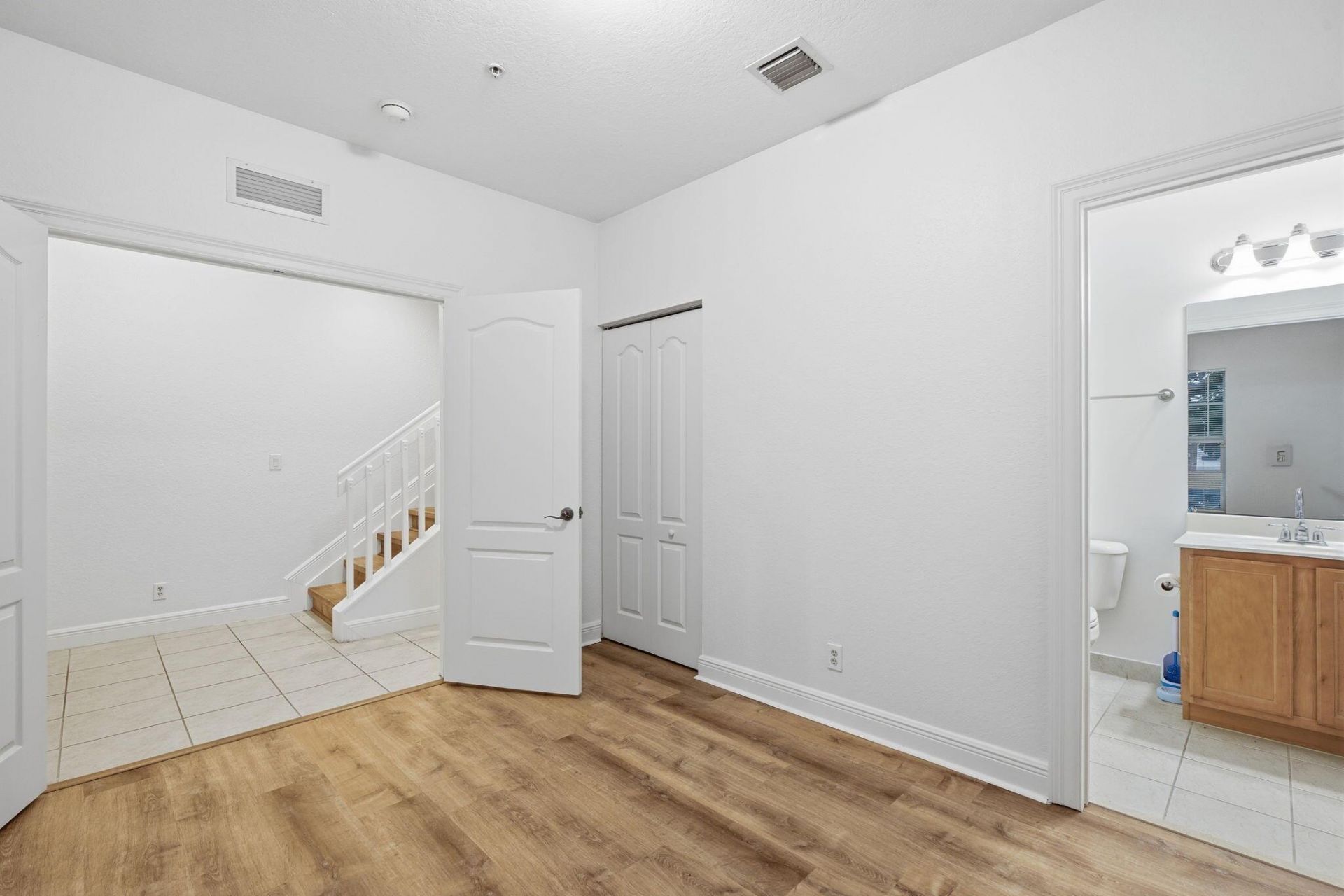 531 S Federal Highway, Unit 14, Lake Worth Beach, FL 33460 Photo