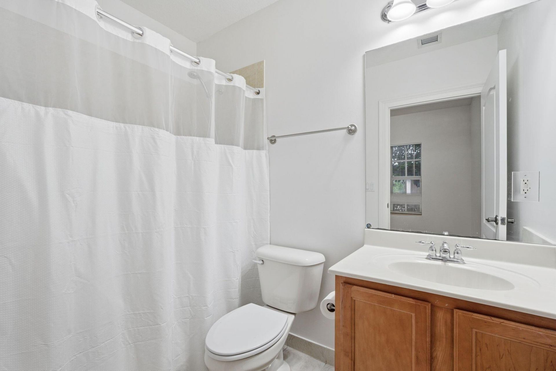 531 S Federal Highway, Unit 14, Lake Worth Beach, FL 33460 Photo
