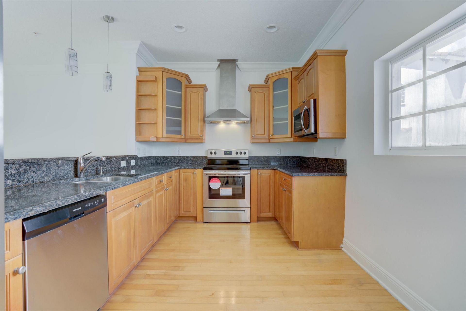 1950 Presidential Way, Unit 10, West Palm Beach, FL 33401 Photo