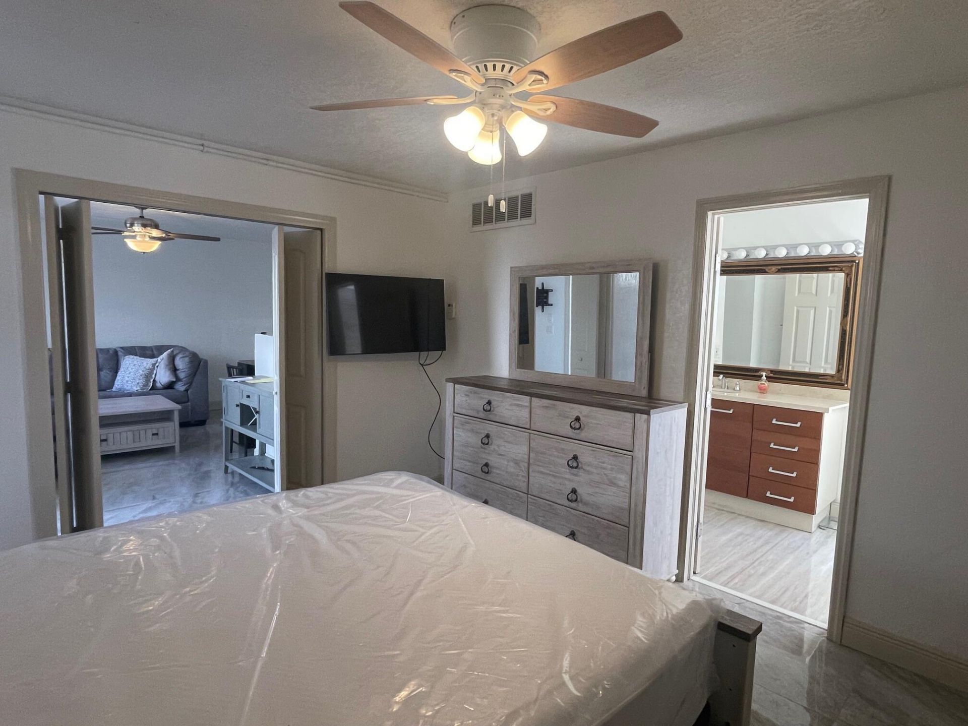 641 Executive Center Drive, Unit P-105, West Palm Beach, FL 33401 Photo