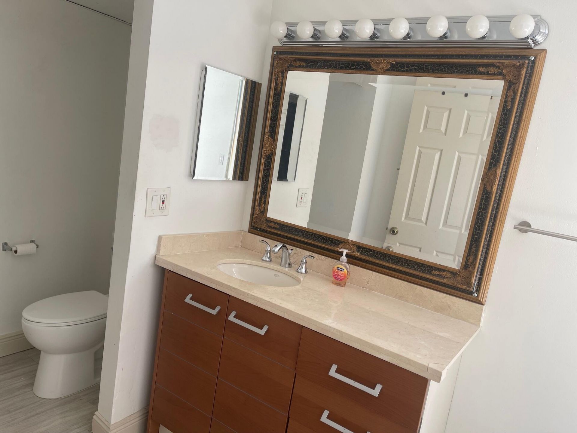 641 Executive Center Drive, Unit P-105, West Palm Beach, FL 33401 Photo