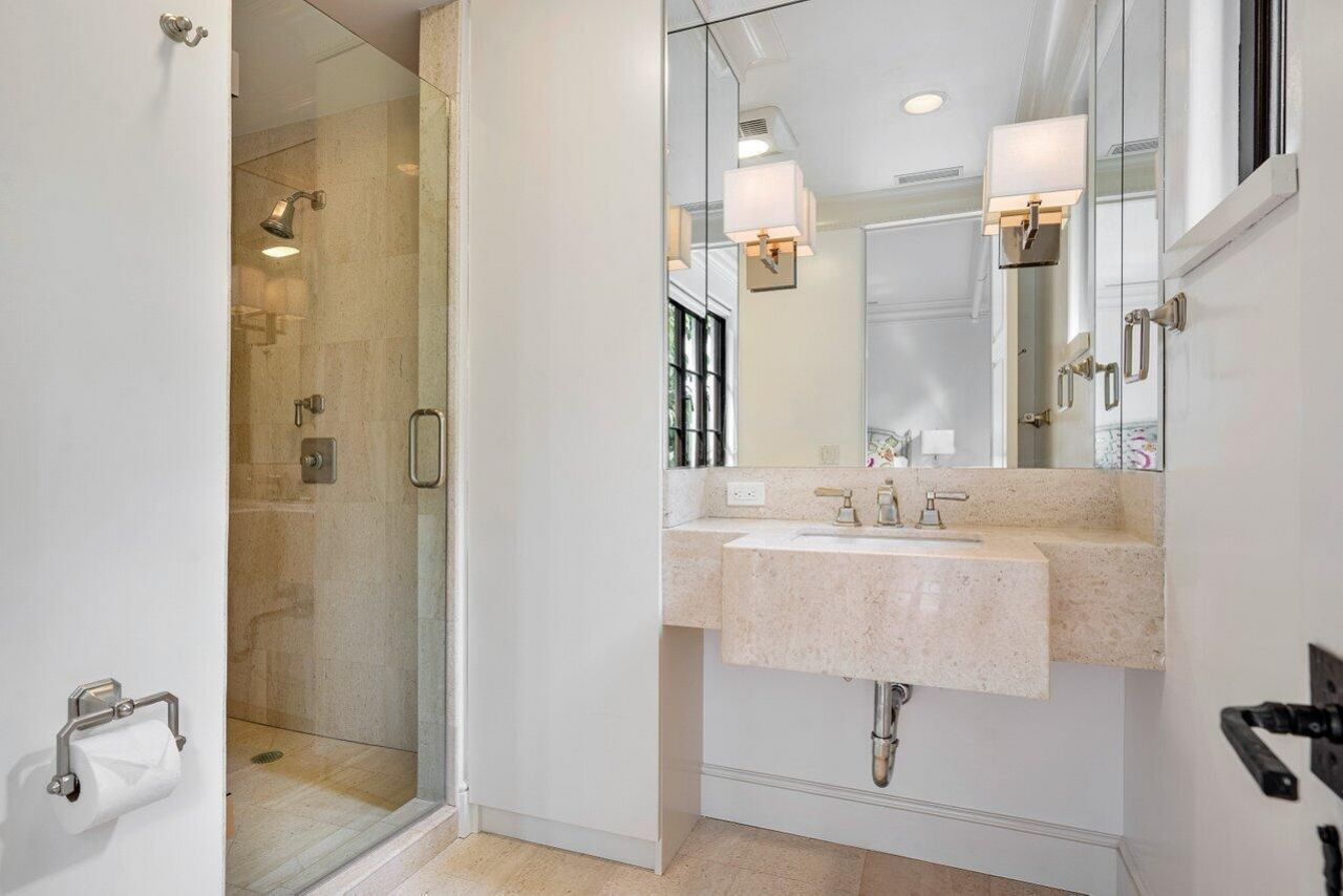 12 Lagomar Road, Palm Beach, FL 33480 Photo