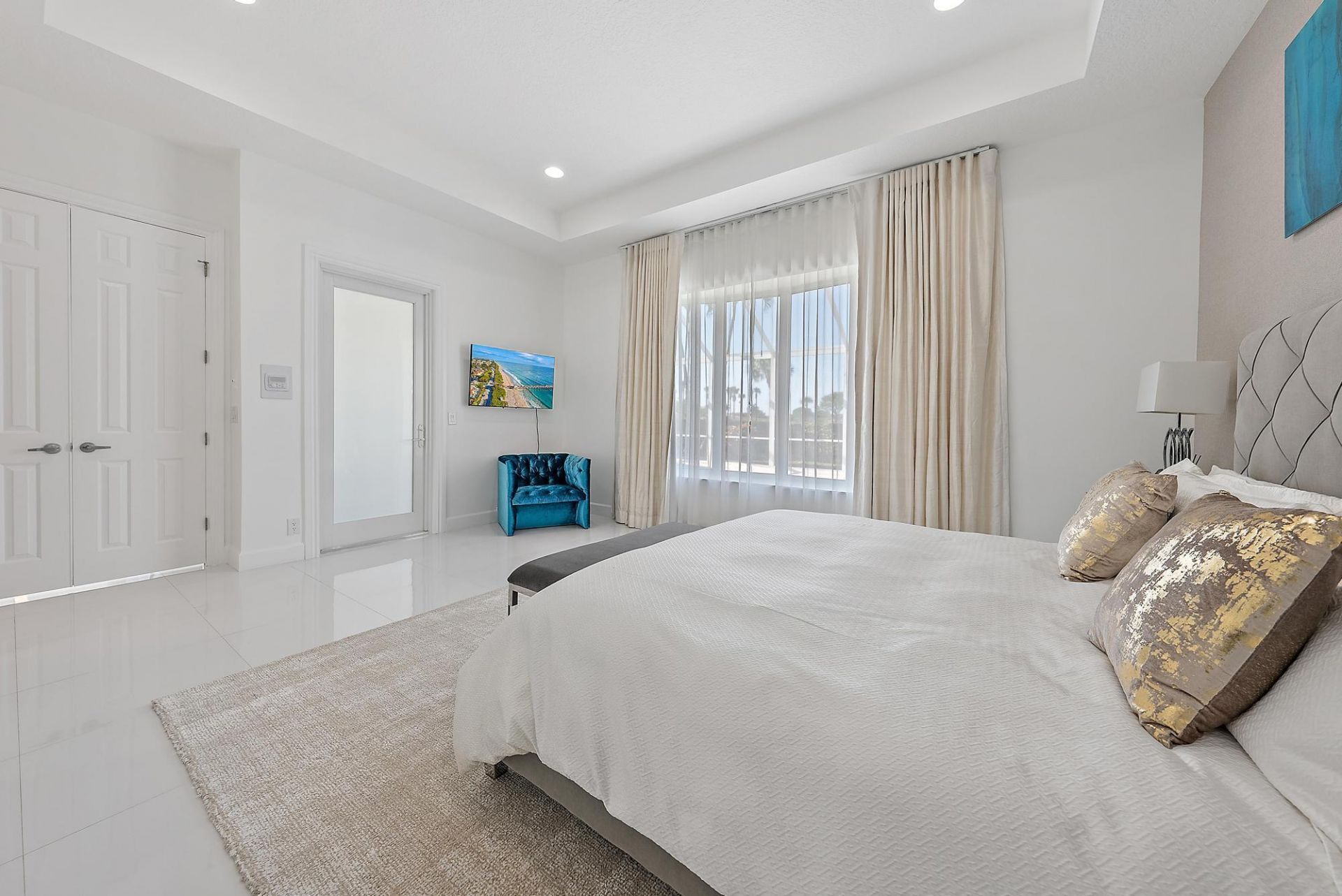 8988 Lakes Boulevard, West Palm Beach, FL 33412 Photo