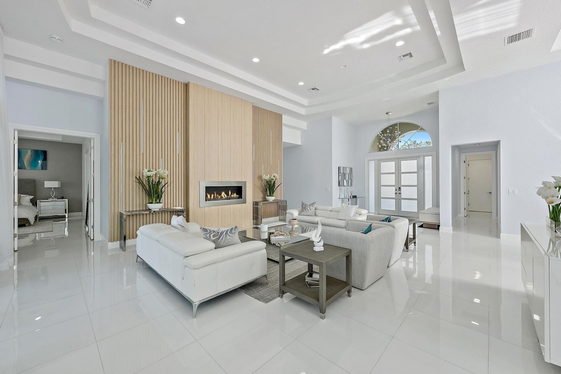 8988 Lakes Boulevard, West Palm Beach, FL 33412 Photo