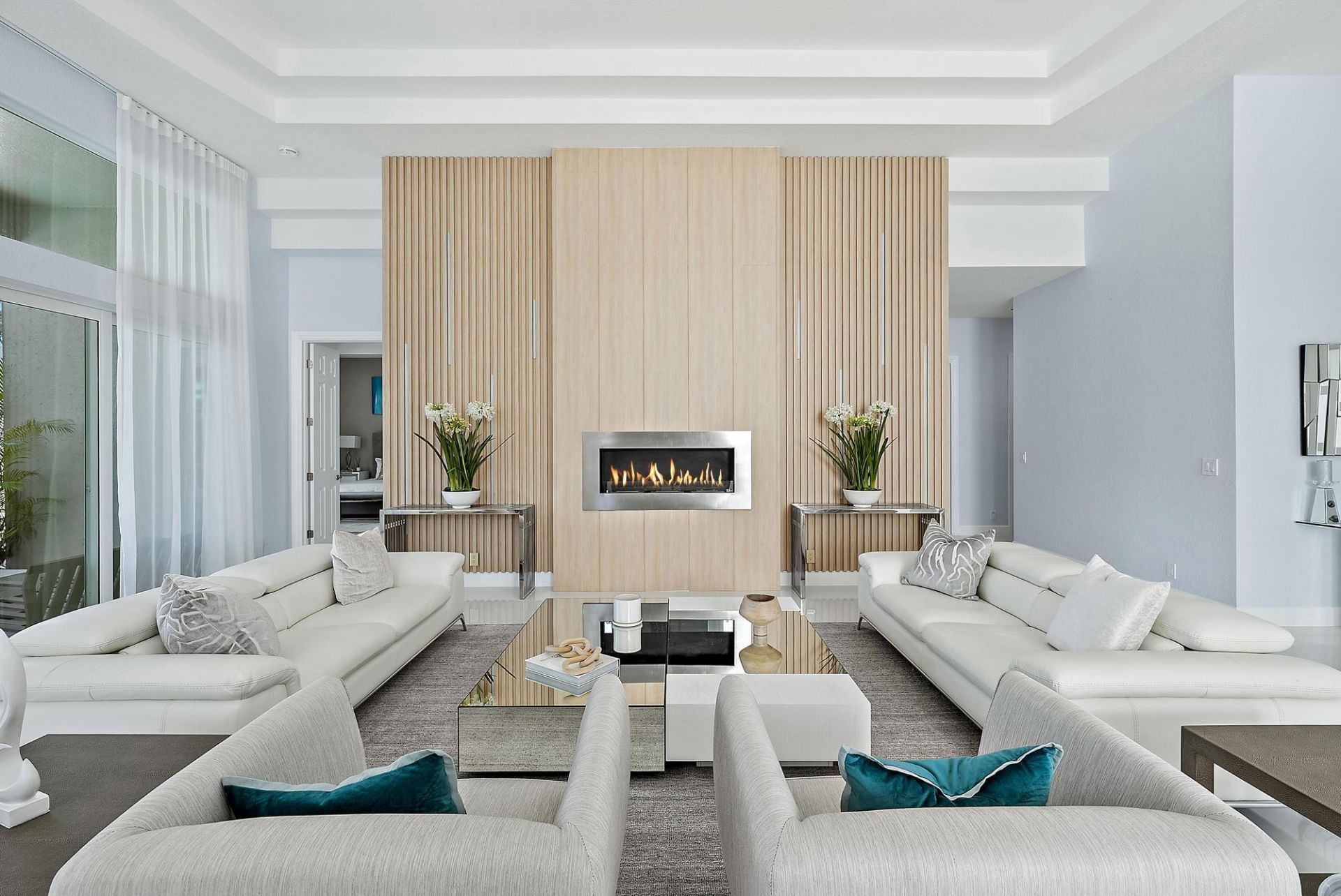 8988 Lakes Boulevard, West Palm Beach, FL 33412 Photo