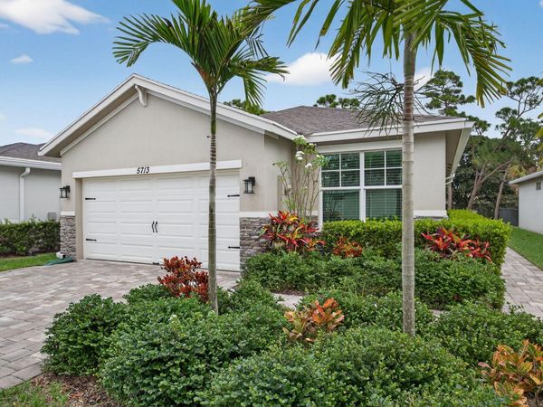 5713 SE Kawana Trail, Hobe Sound, FL 33455