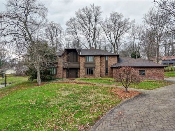 808 47th Street NE, Canton, OH 44714