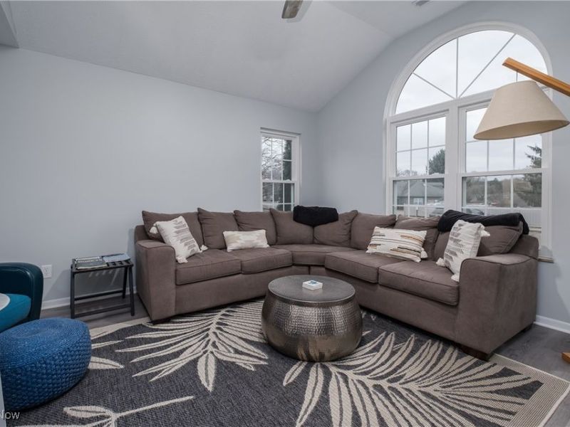 3627 Barrington Place NW, Canton, OH 44708 Photo 4