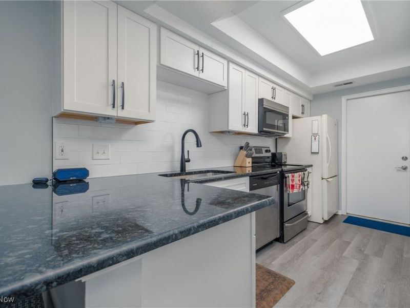 3627 Barrington Place NW, Canton, OH 44708 Photo 8