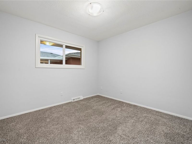 23409 Mccann Street, Cleveland, OH 44128 Photo 20