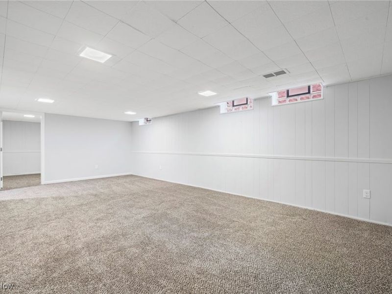 23409 Mccann Street, Cleveland, OH 44128 Photo 27