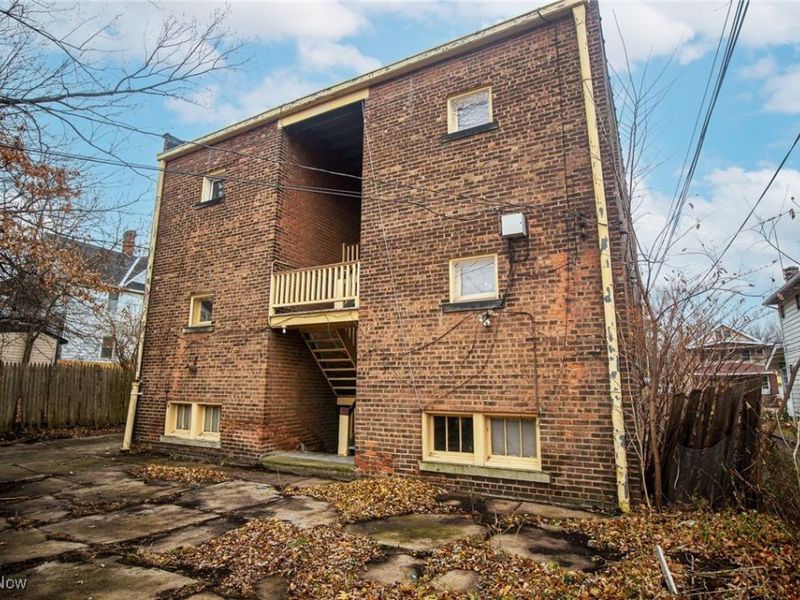 1769 Burgess Road, Cleveland, OH 44112 Photo 6