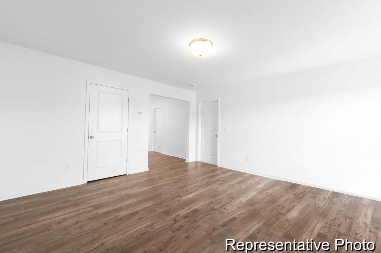 1033 Toland Drive Photo 15