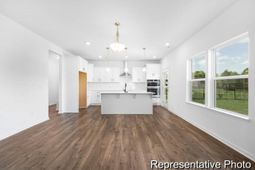 1033 Toland Drive photo 4