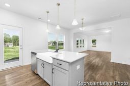 1033 Toland Drive photo 4