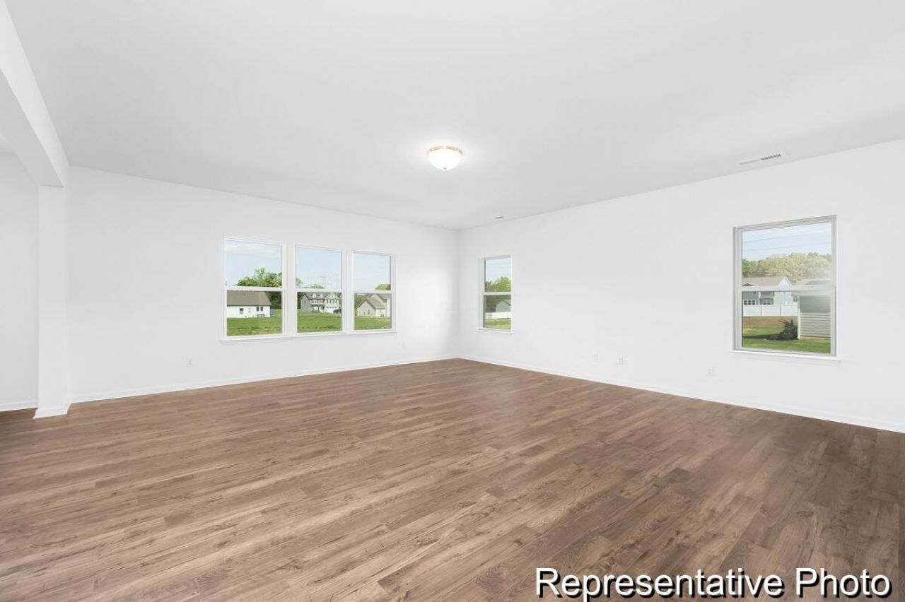 1033 Toland Drive Photo 9