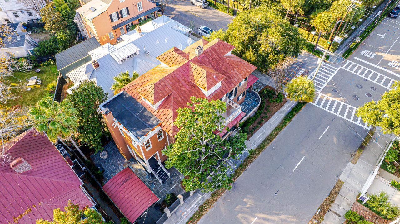 173 Tradd Street Photo 10