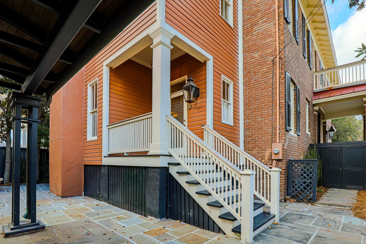 173 Tradd Street Photo 15