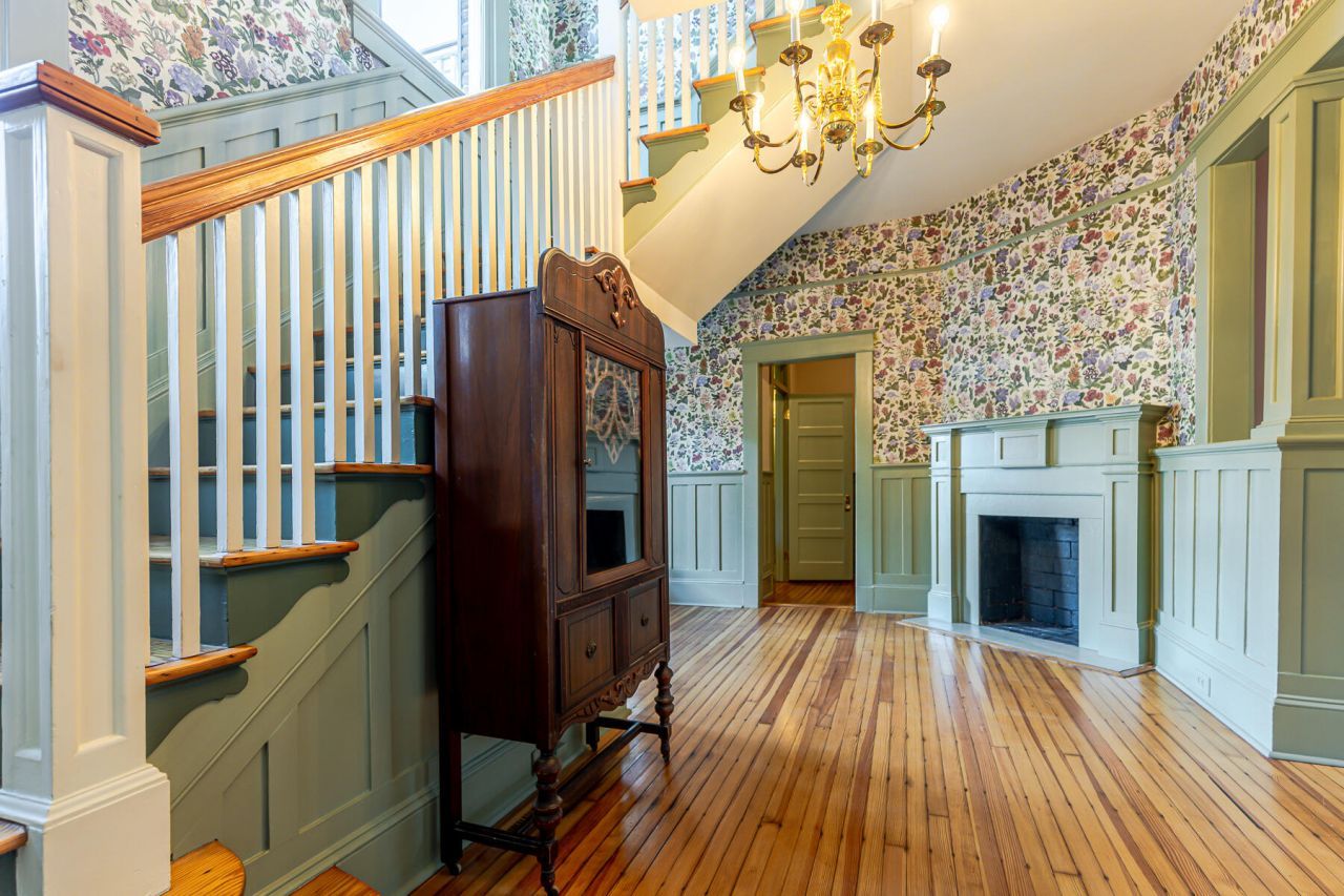 173 Tradd Street Photo 22