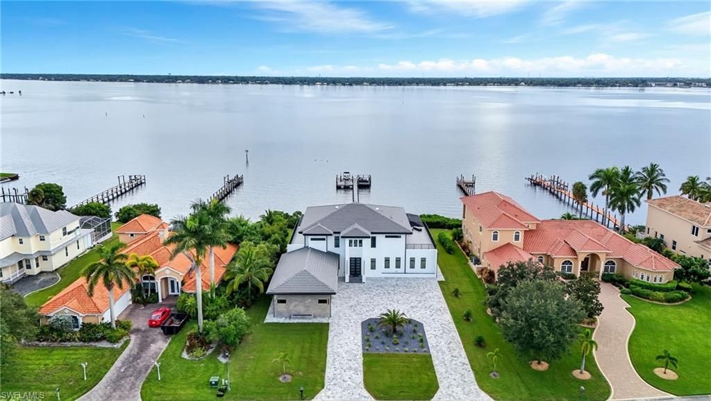 6390 River Club Ct, North Fort Myers, FL 33917 Photo