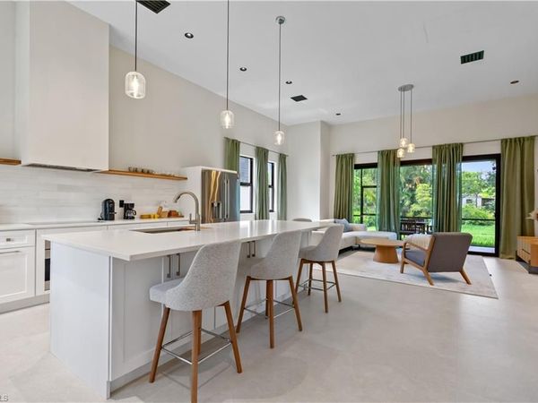 10186 Carolina ST, BONITA SPRINGS, FL 34135