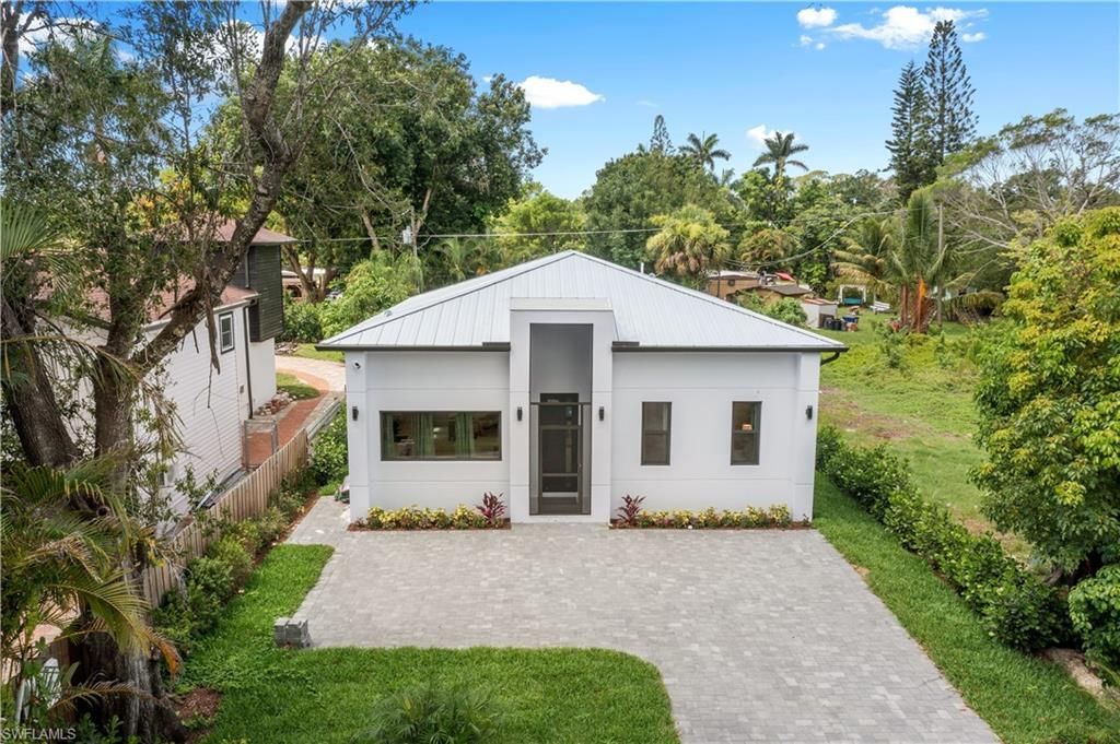 10186 Carolina St, Bonita Springs, FL 34135 Photo